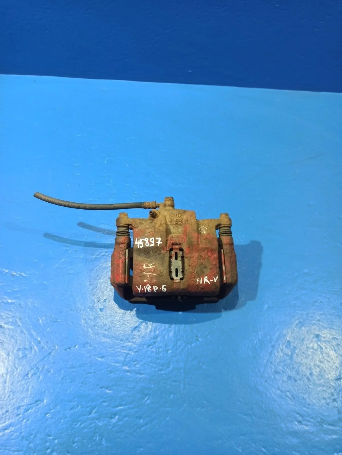 Суппорт тормозной передний правый для Honda HR-V