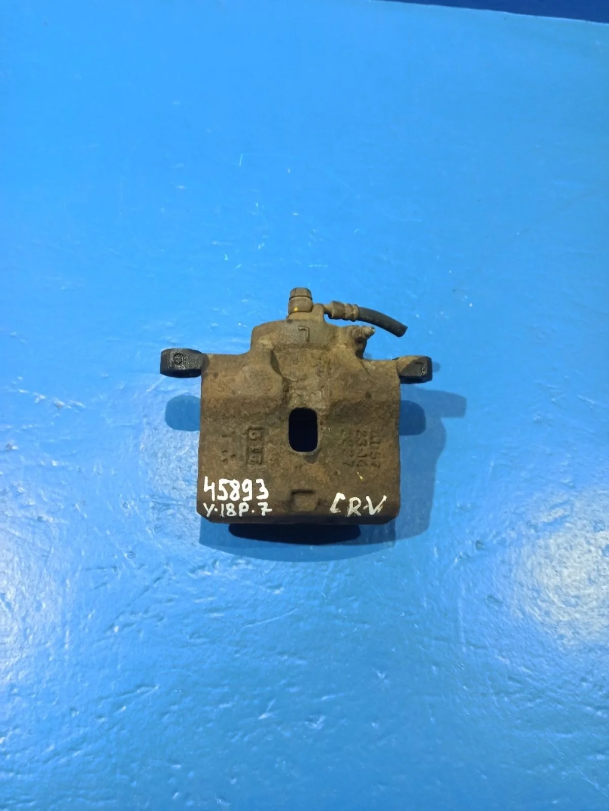 Суппорт тормозной передний левый Honda CR-V I (1995—1999)