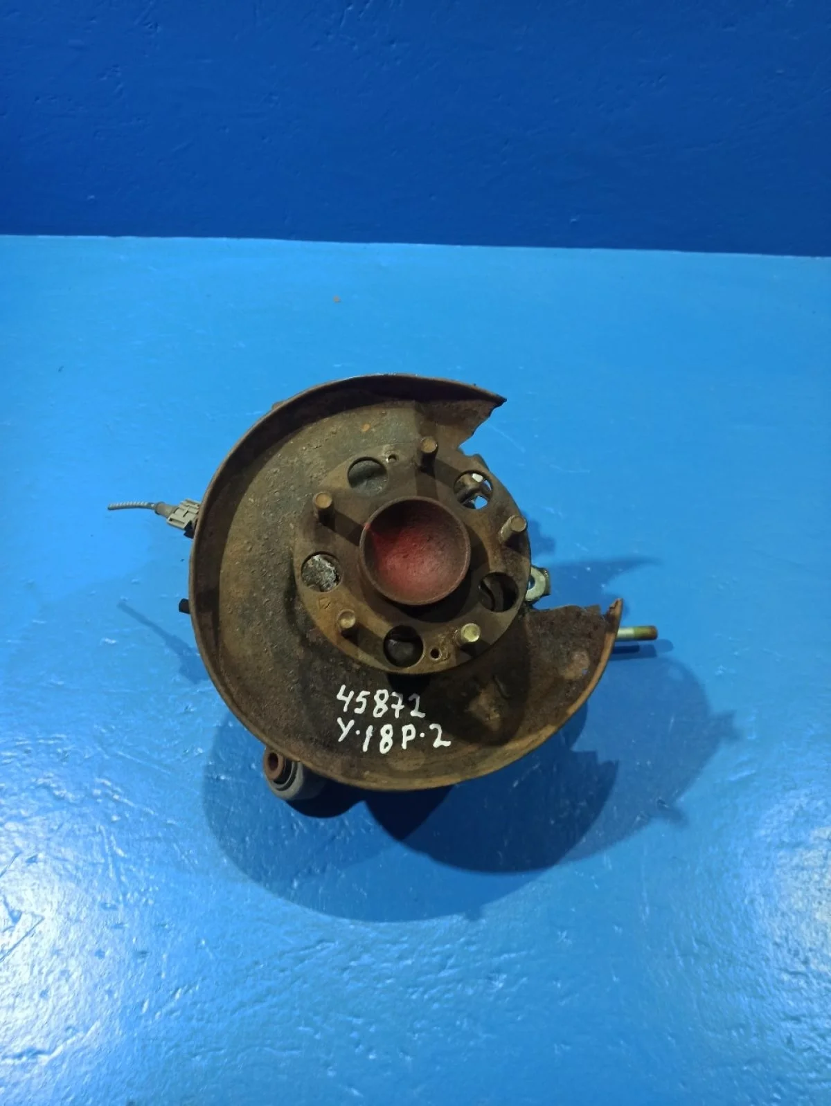 Кулак задний левый ( цапфа) Honda Accord VII (2002—2006)