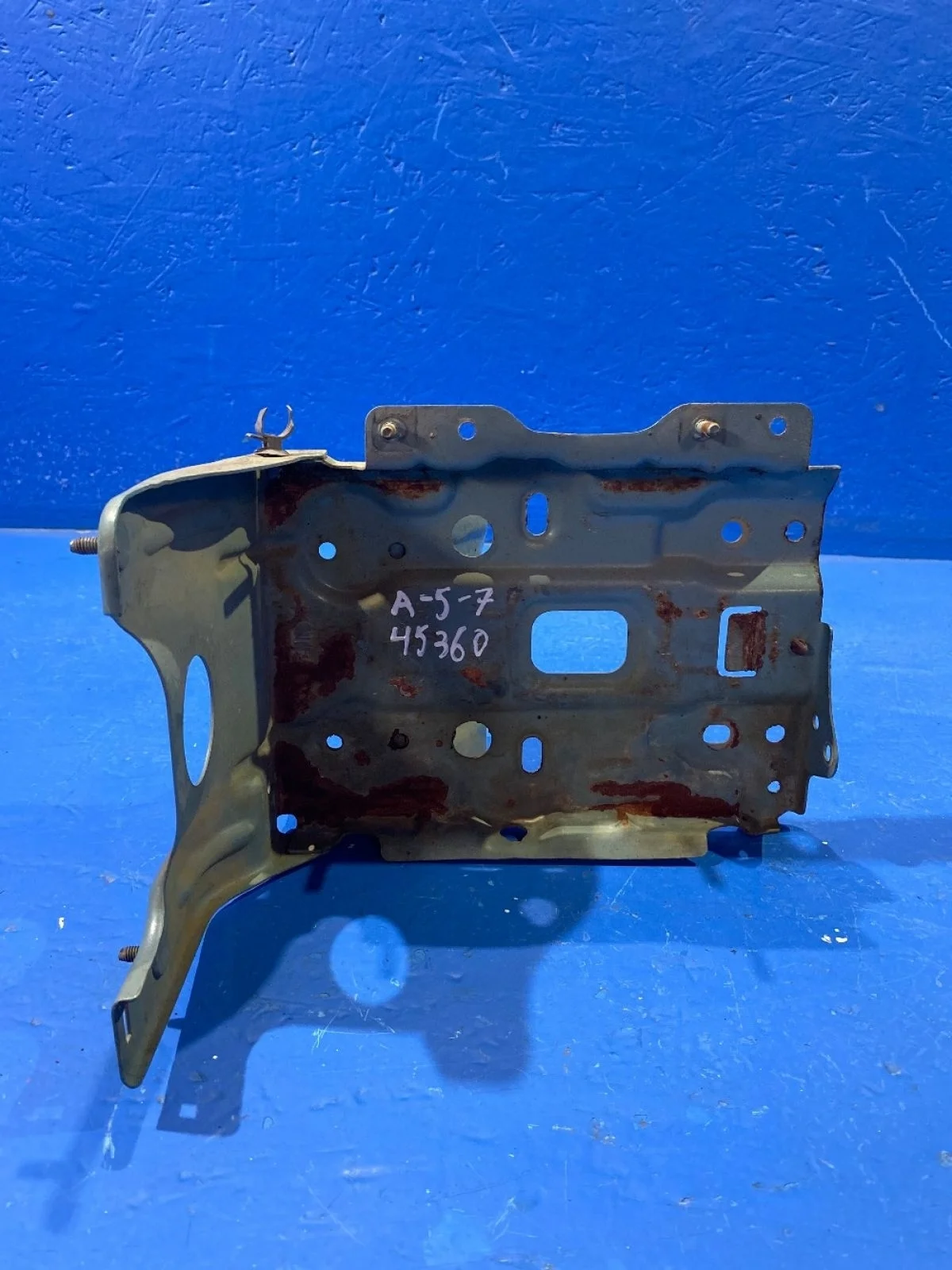 Крепление аккумулятора (корпус/подставка АКБ) Chevrolet Lacetti I (2004—2013)