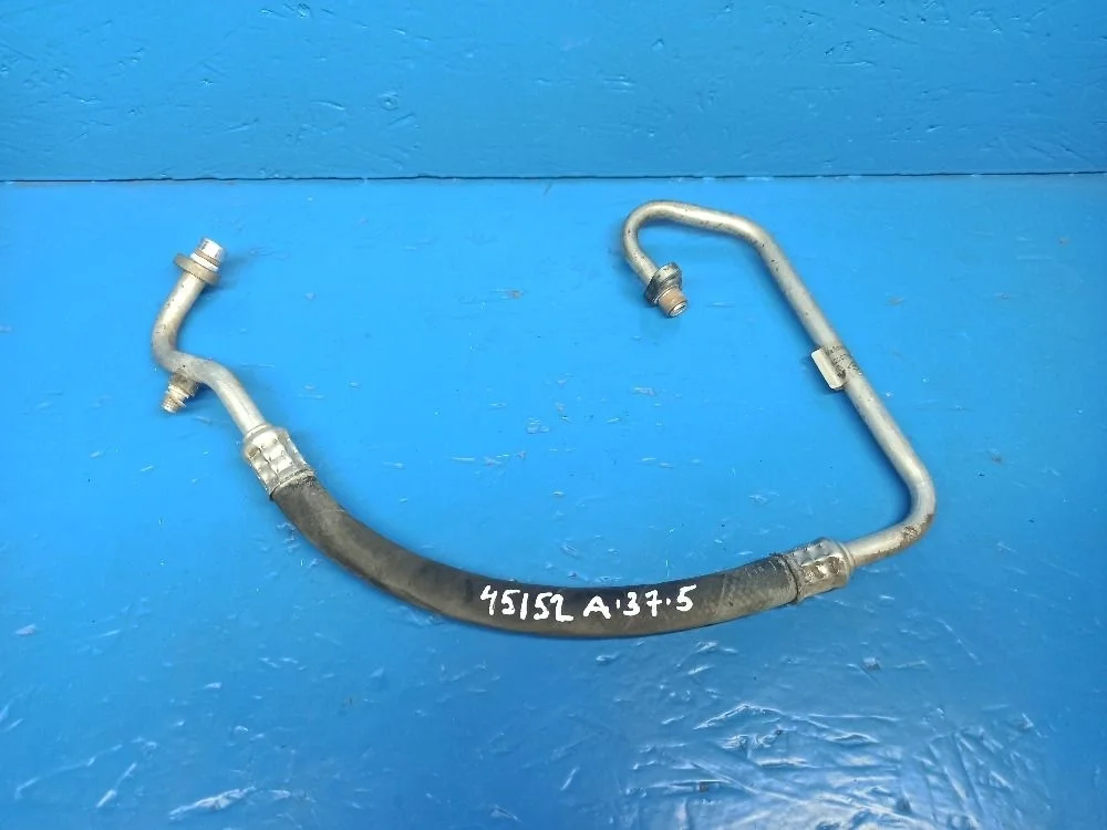 Трубка кондиционера Рено Логан Сандеро 1 Ларгус