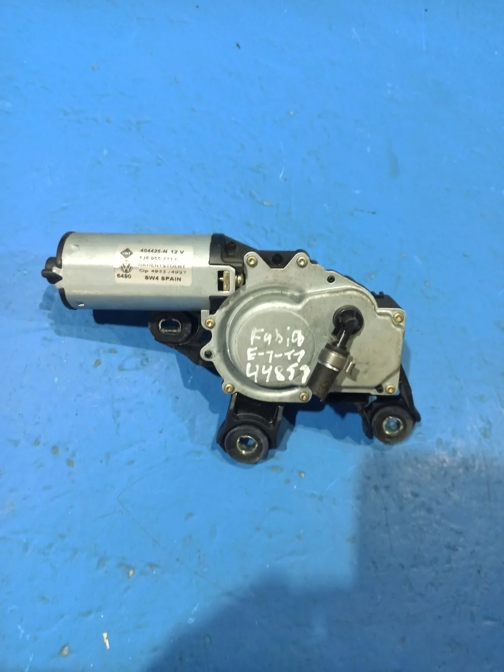 Мотор стеклоочистителя задний Volkswagen Golf Mk4 (1997—2006)