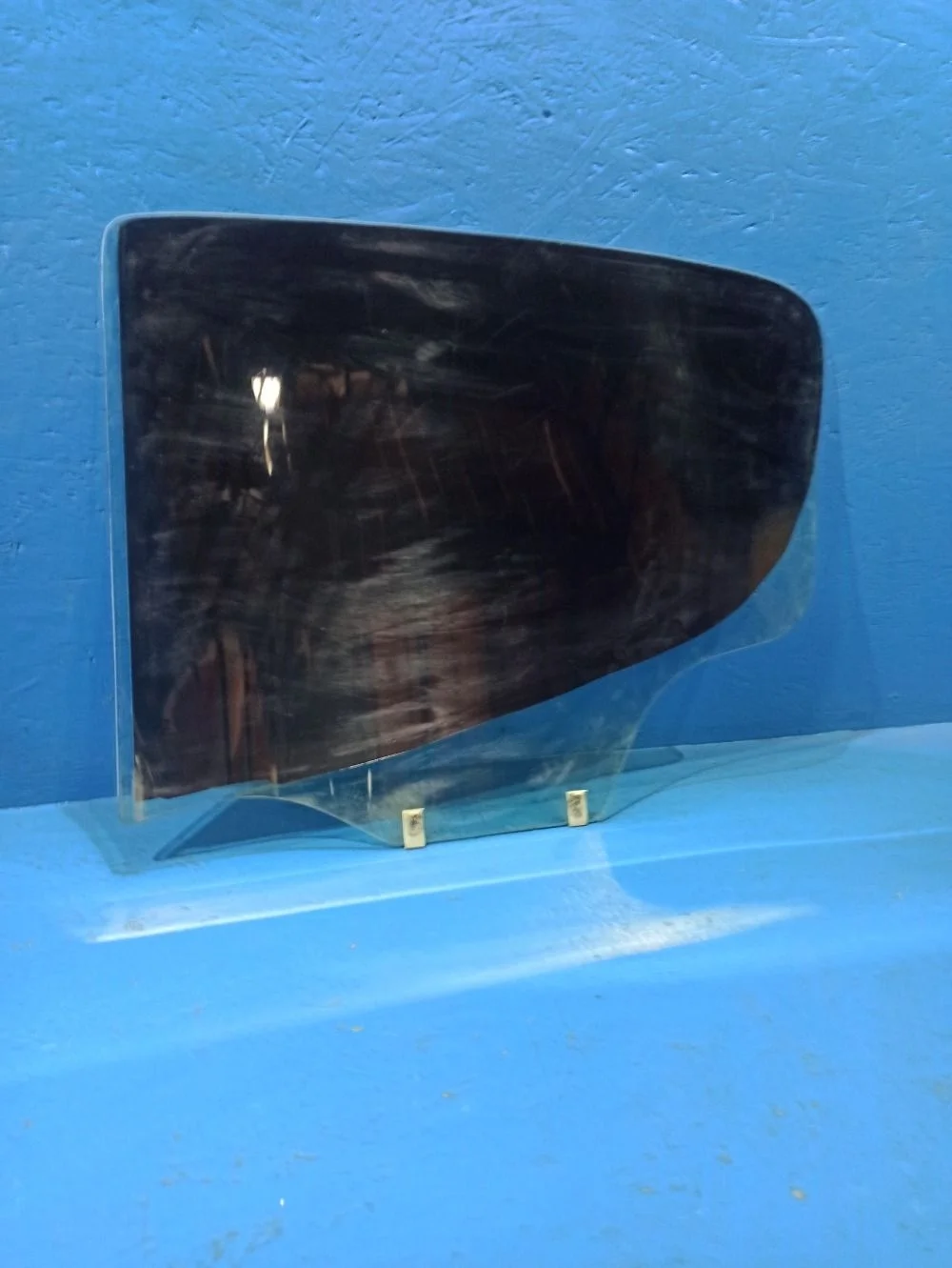 Стекло двери задней правой Пежо Peugeot 207 2006-2013 (9204K8)