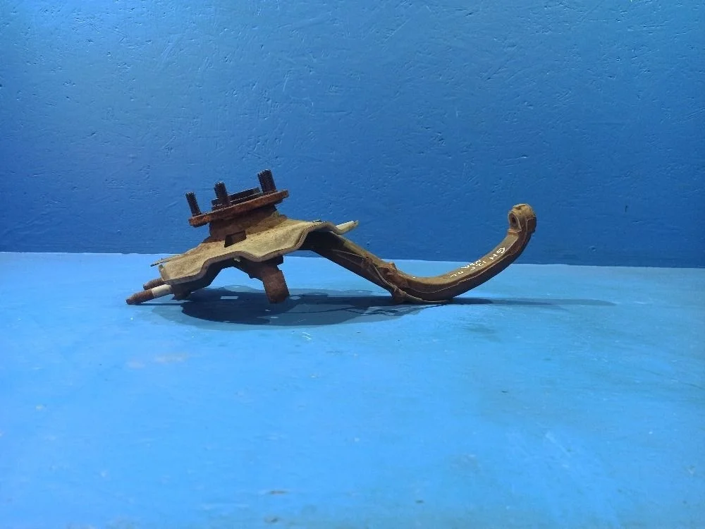 Кулак поворотный передний левый Mazda 6 GH