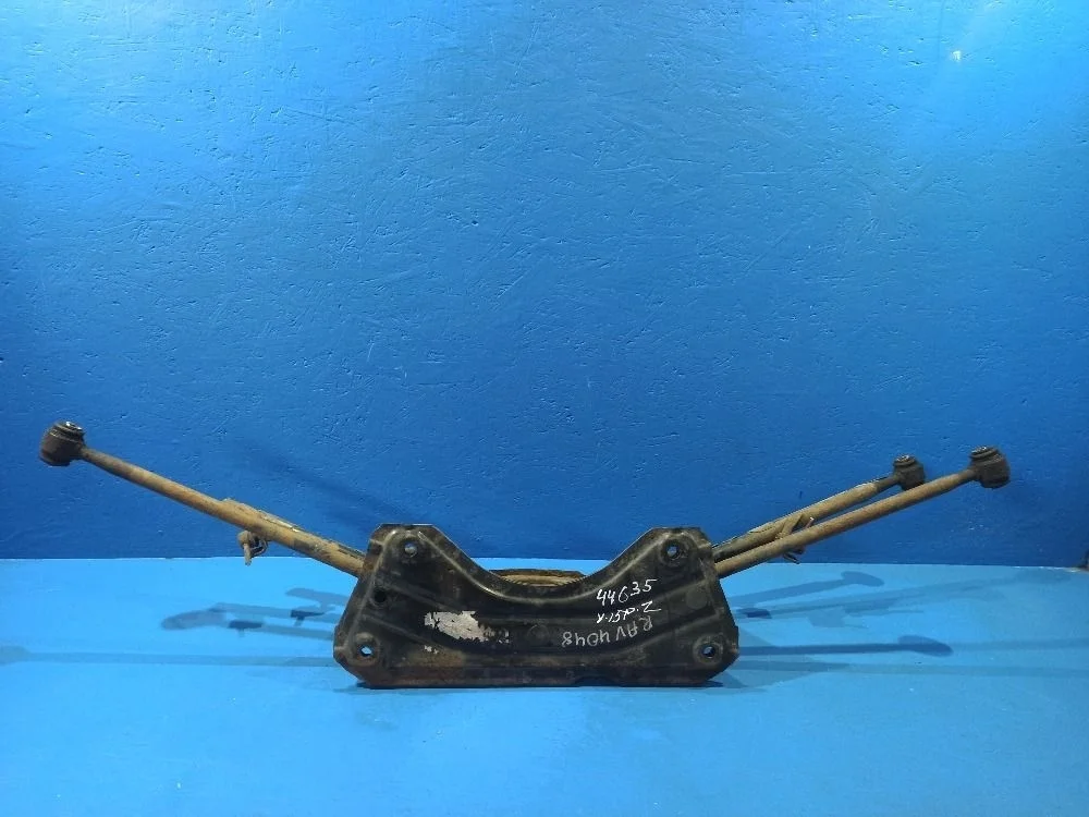 Балка задняя Toyota RAV4 II (2000—2003)