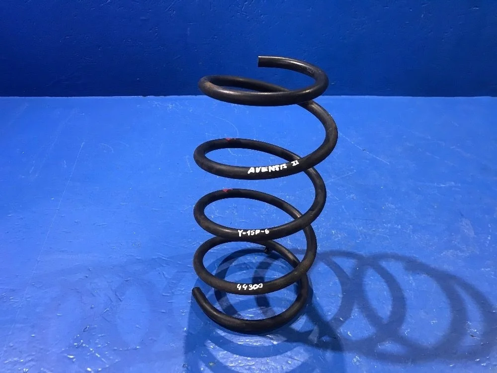 Пружина передняя Toyota Avensis T250