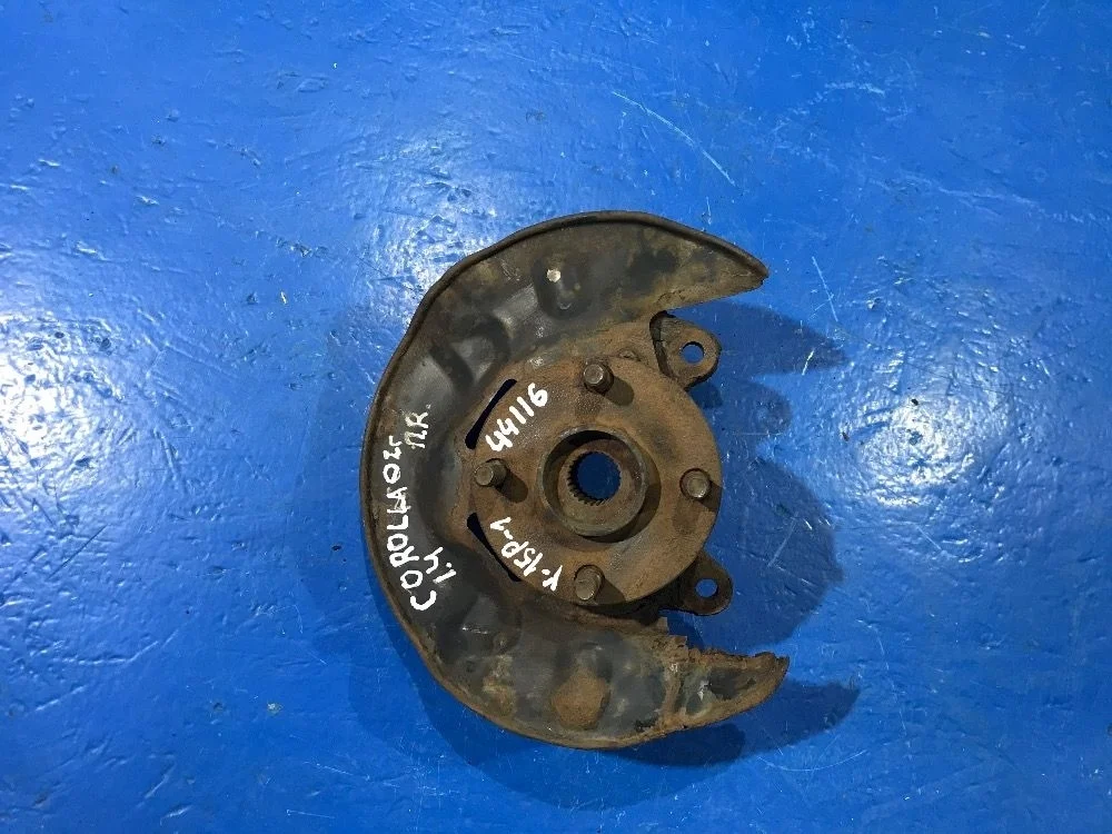 Кулак поворотный передний правый Corolla E12