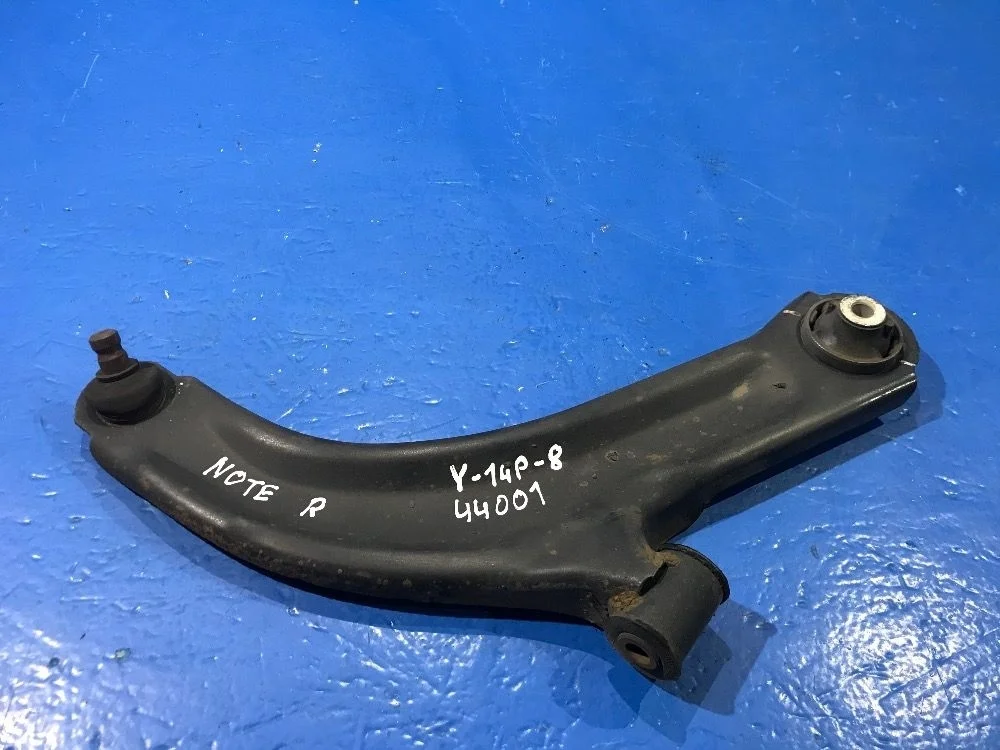 Рычаг передний правый нижний Nissan Note E11 (2005—2009)