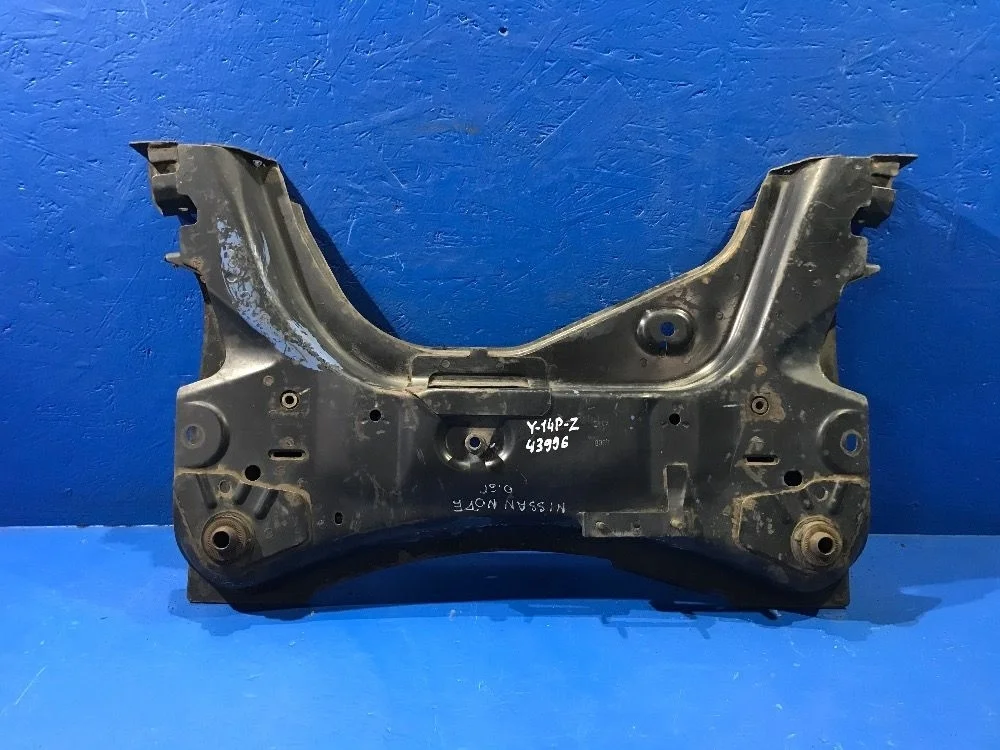 Балка подмоторная (подрамник) Nissan Note E11 (2005—2009)