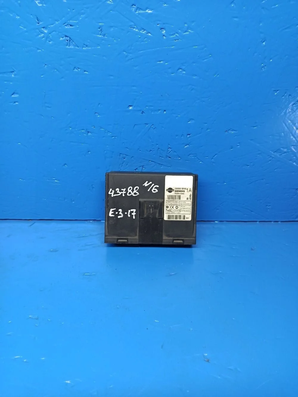 Блок комфорта Nissan Almera N16 рестайлинг (2002—2006)