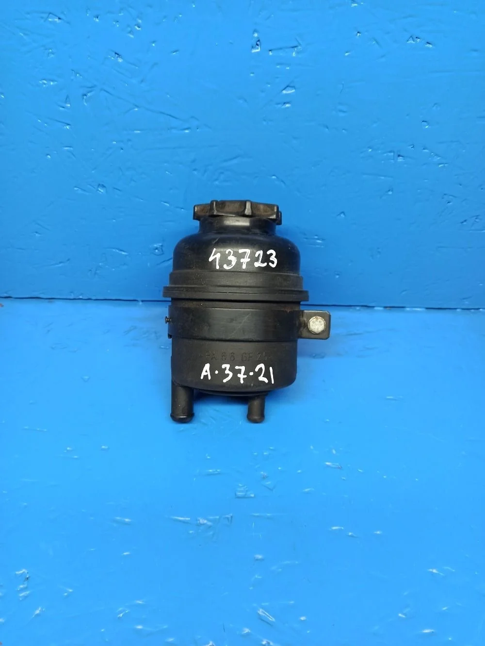 Бачок гидроусилителя (ГУР) BMW 5 серия E39 рестайлинг (2000—2004)