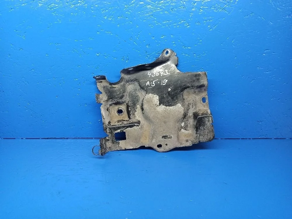 Крепление аккумулятора (корпус/подставка АКБ) Peugeot 408 I (2012—2017)