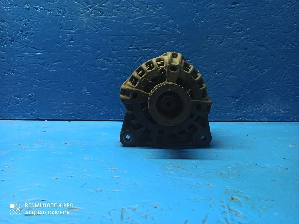 Renault logan Sandero  генератор