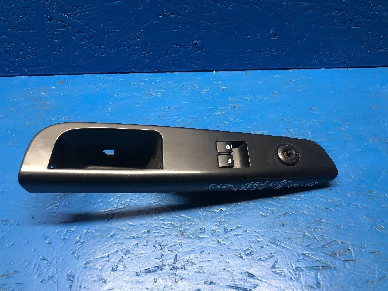 Блок кнопко стеклоподьемников Kia Ceed 1 ED 2007