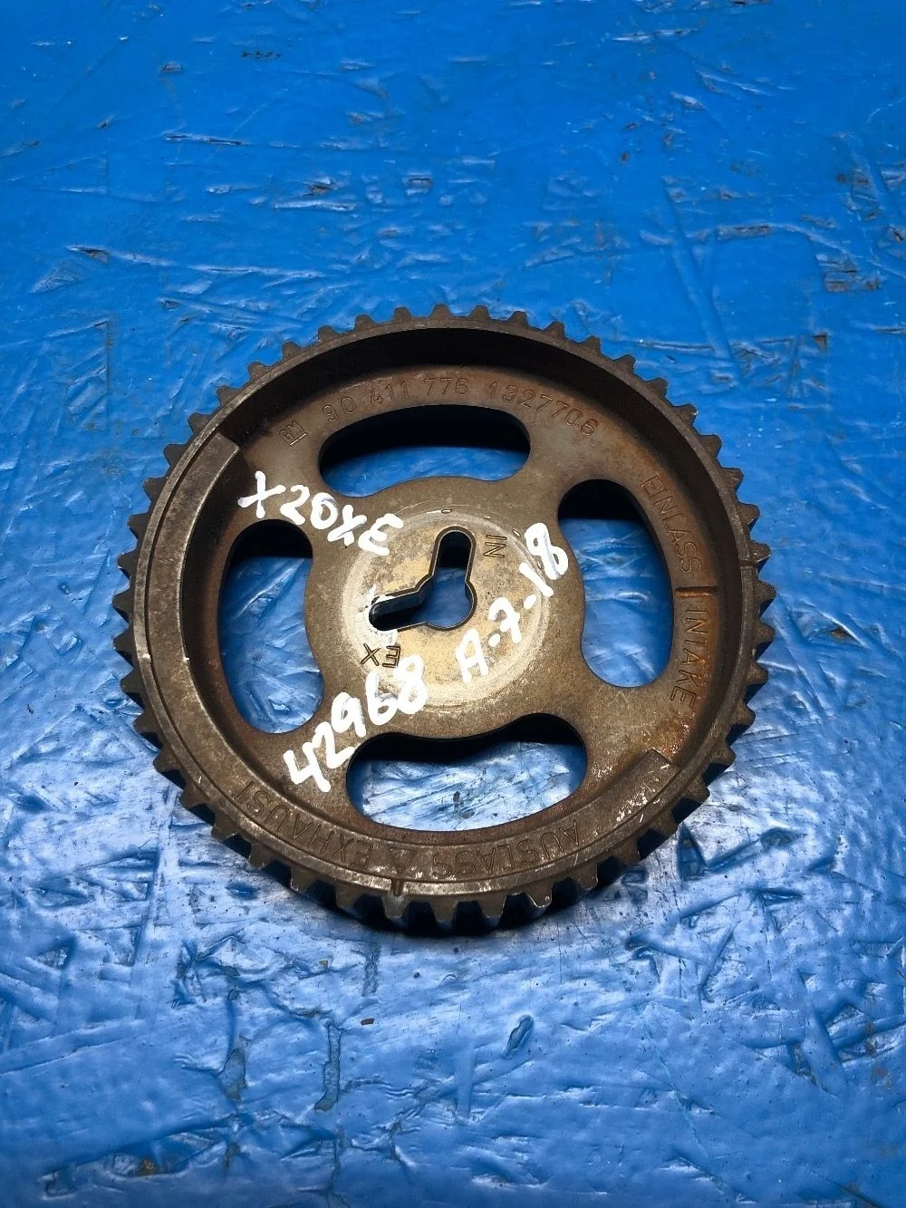 Шестерня (шкив ) распредвала Opel Vectra B (1995—2000)