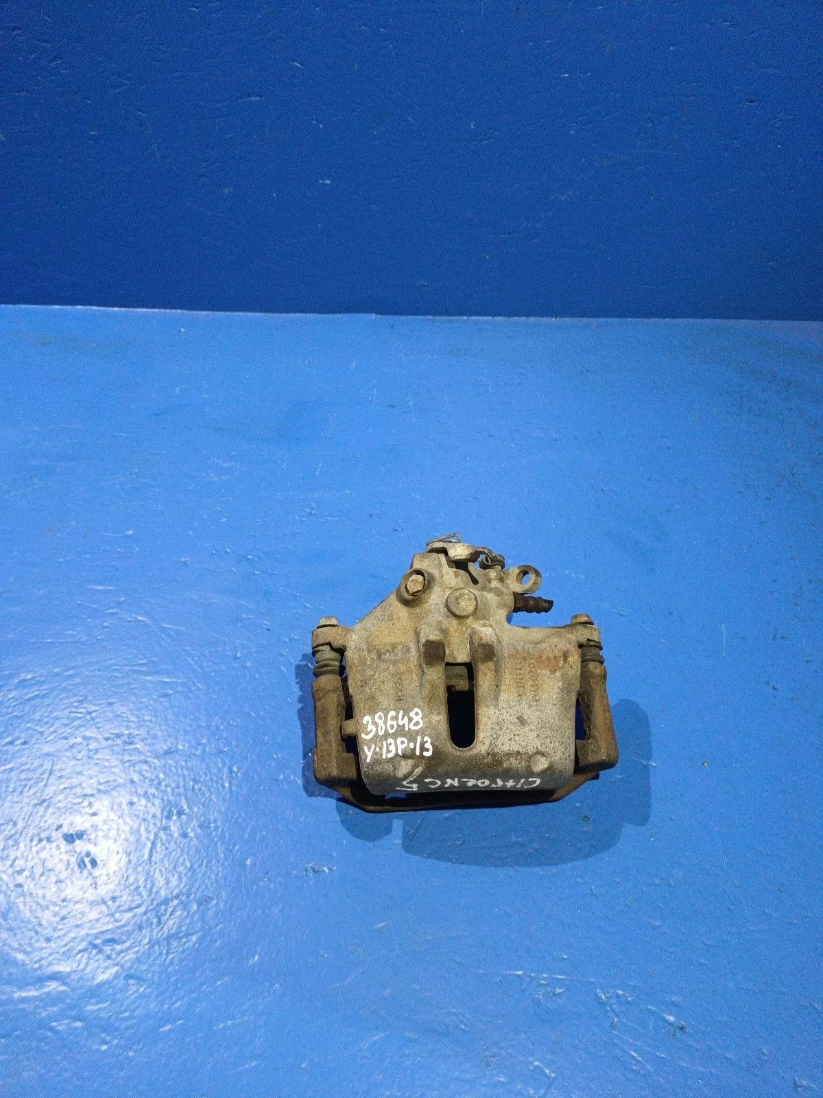 Суппорт тормозной передний левый Citroen C5 I (2001—2004)