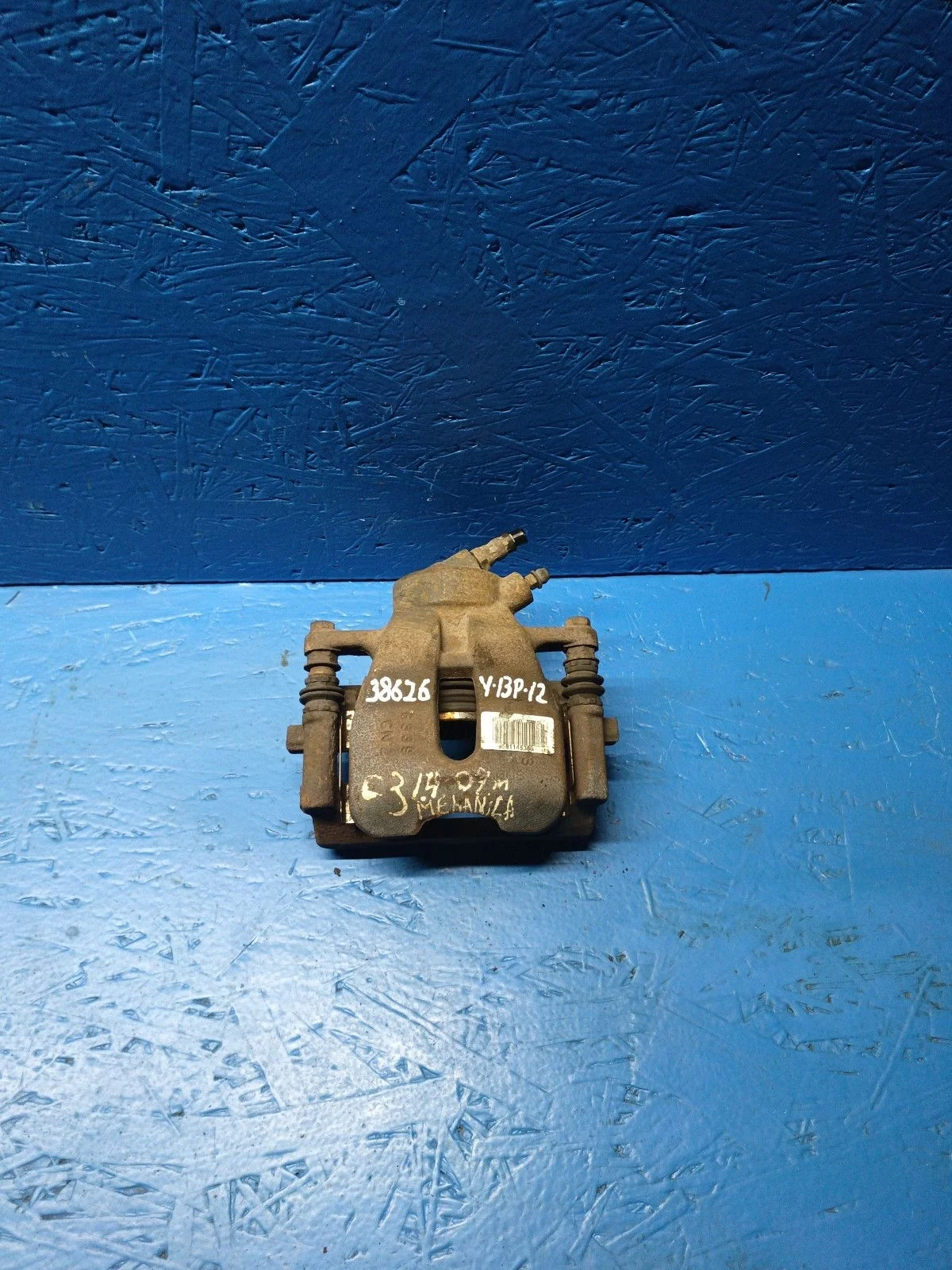 Суппорт тормозной передний левый Citroen C4 I (2004—2014)