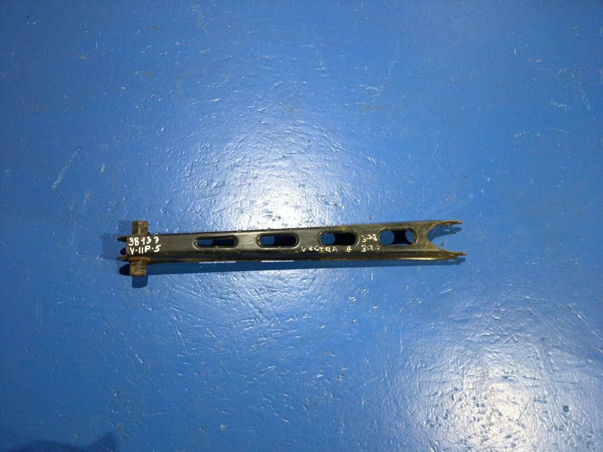 Рычаг задний L=R Opel Vectra B рестайлинг (1999—2002)