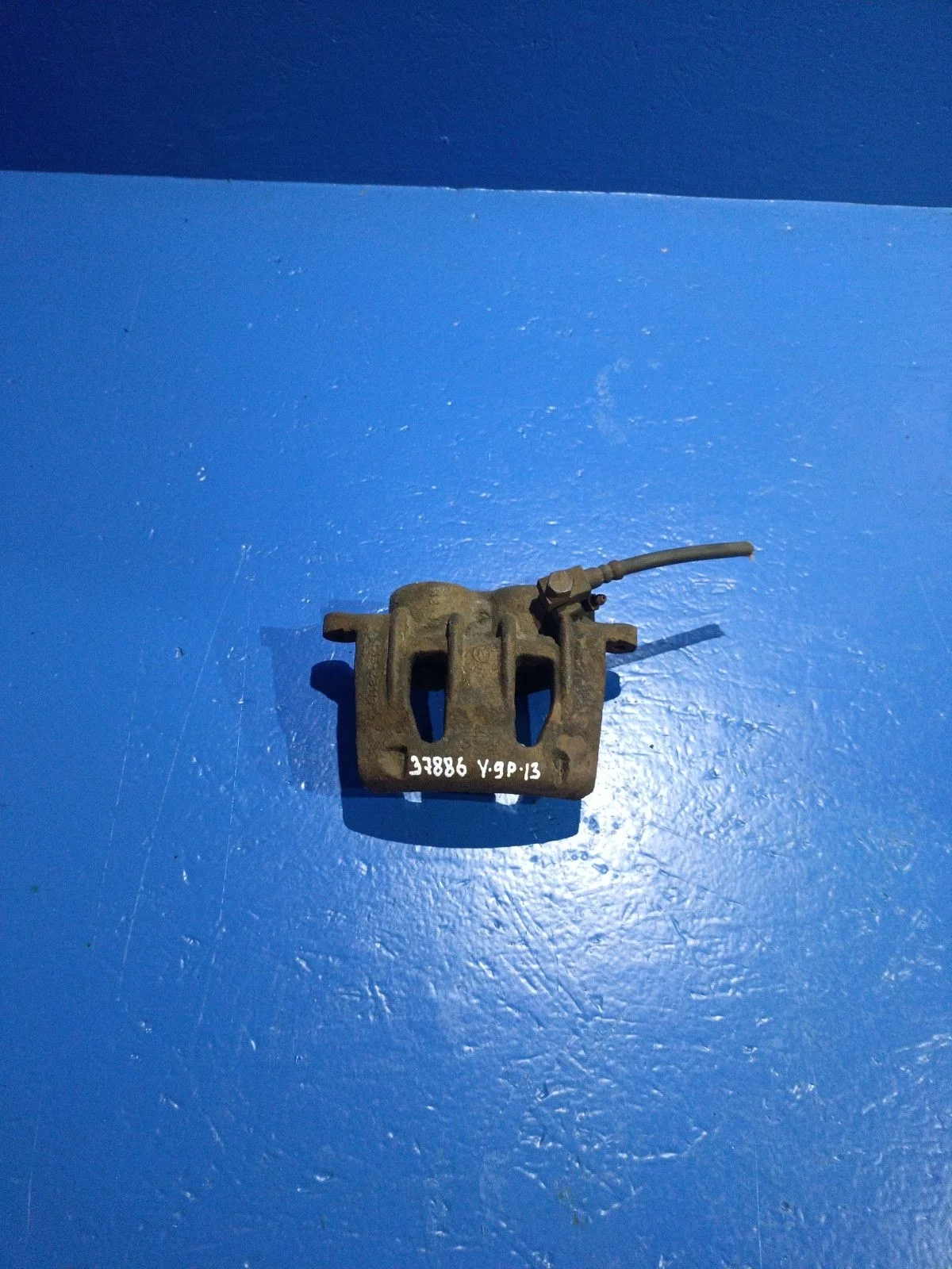 Суппорт тормозной передний правый Ford Transit VI (2000—2006)