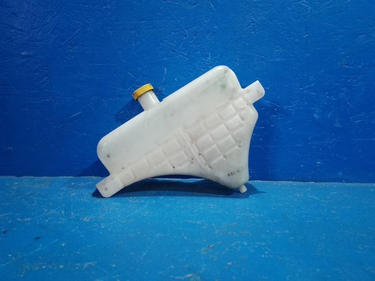 Бачок расширительный Mazda 6 GG (2002—2005)