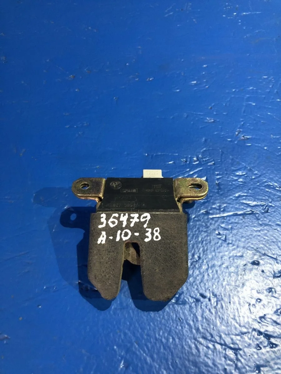 Замок багажника Volkswagen Bora A4 (1998—2005)