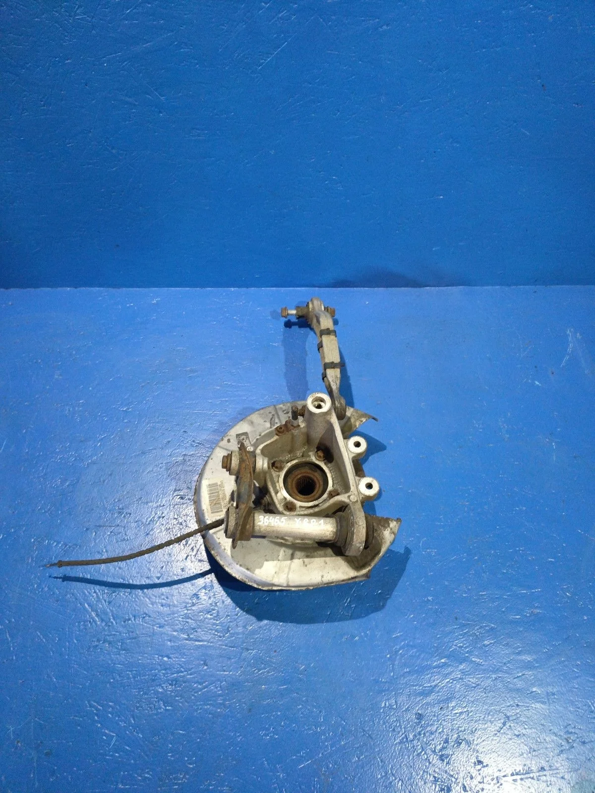 Кулак задний правый (цапфа) BMW 5 серия E60/E61 (2002—2007)