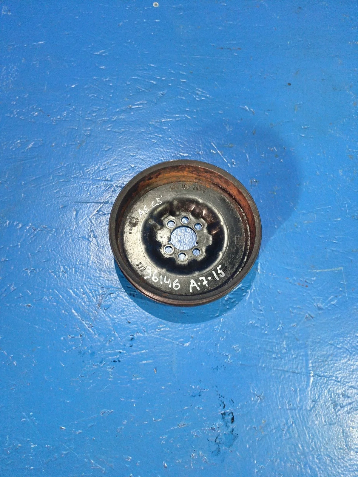 Шкив коленвала Audi A6 C5 (1997—2001)