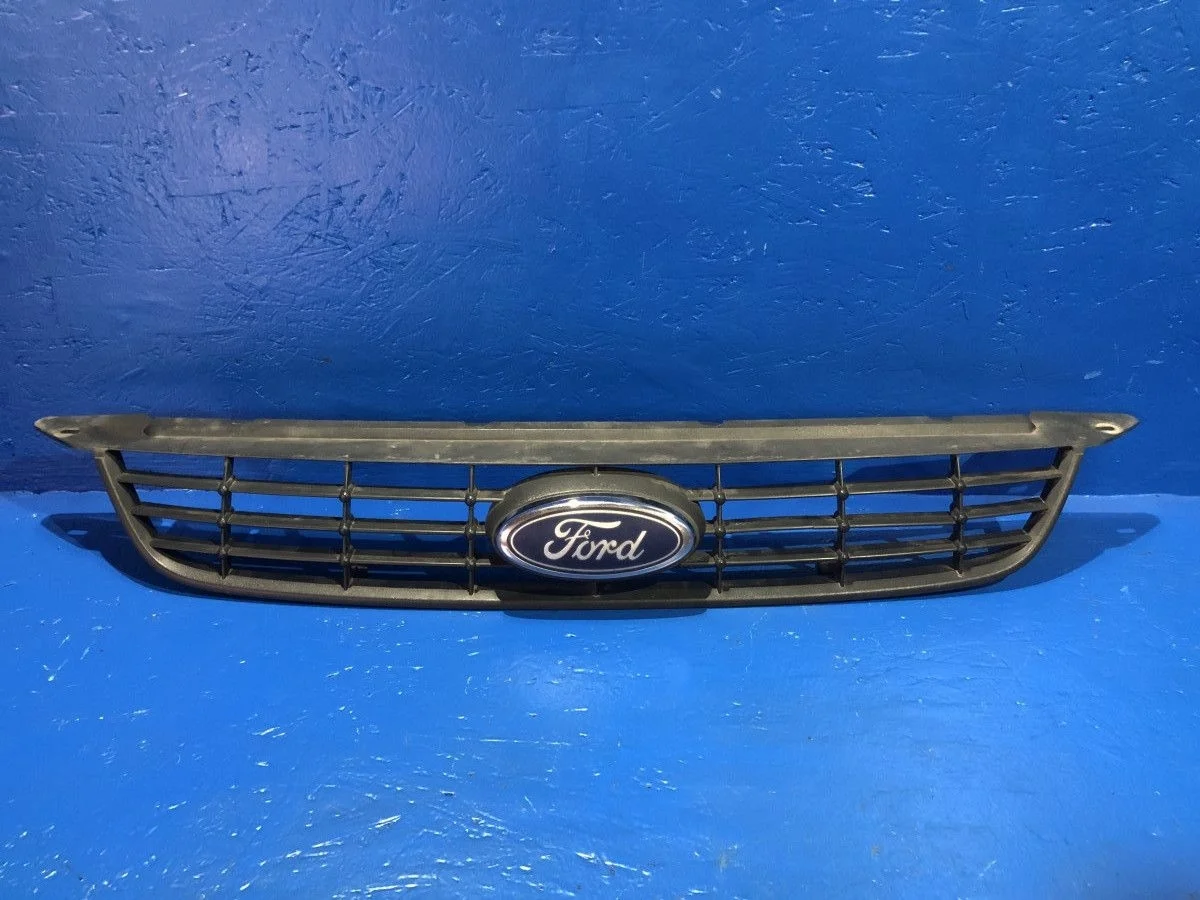 Решетка радиатора Ford Focus II рестайлинг (2007—2011)
