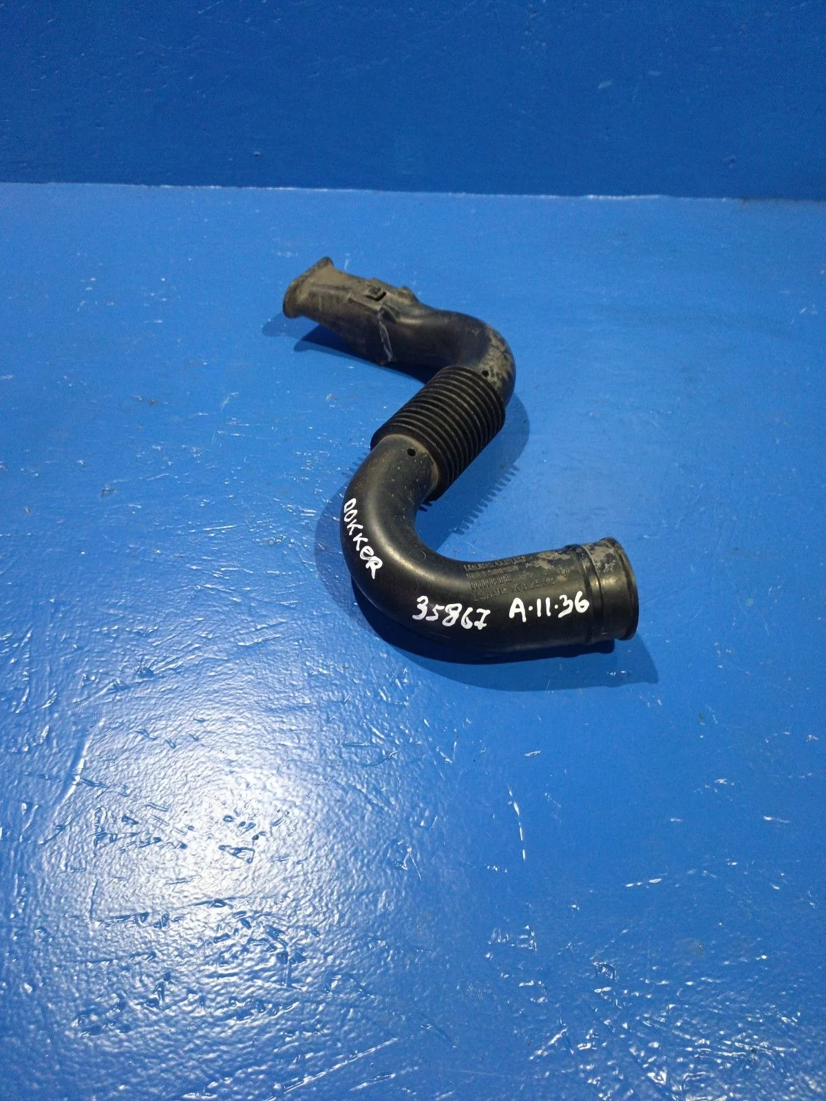 Патрубок воздушный (воздуховод) Renault Dokker I (2012—2021)