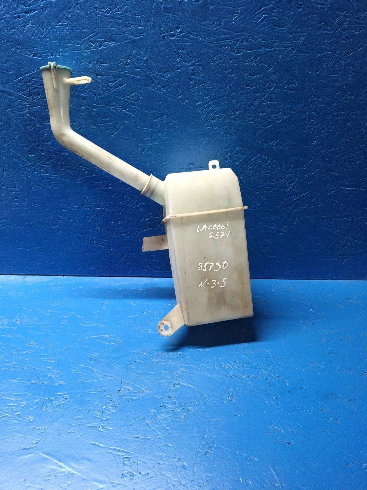 Бачок омывателя Chevrolet Lacetti I (2004—2013)