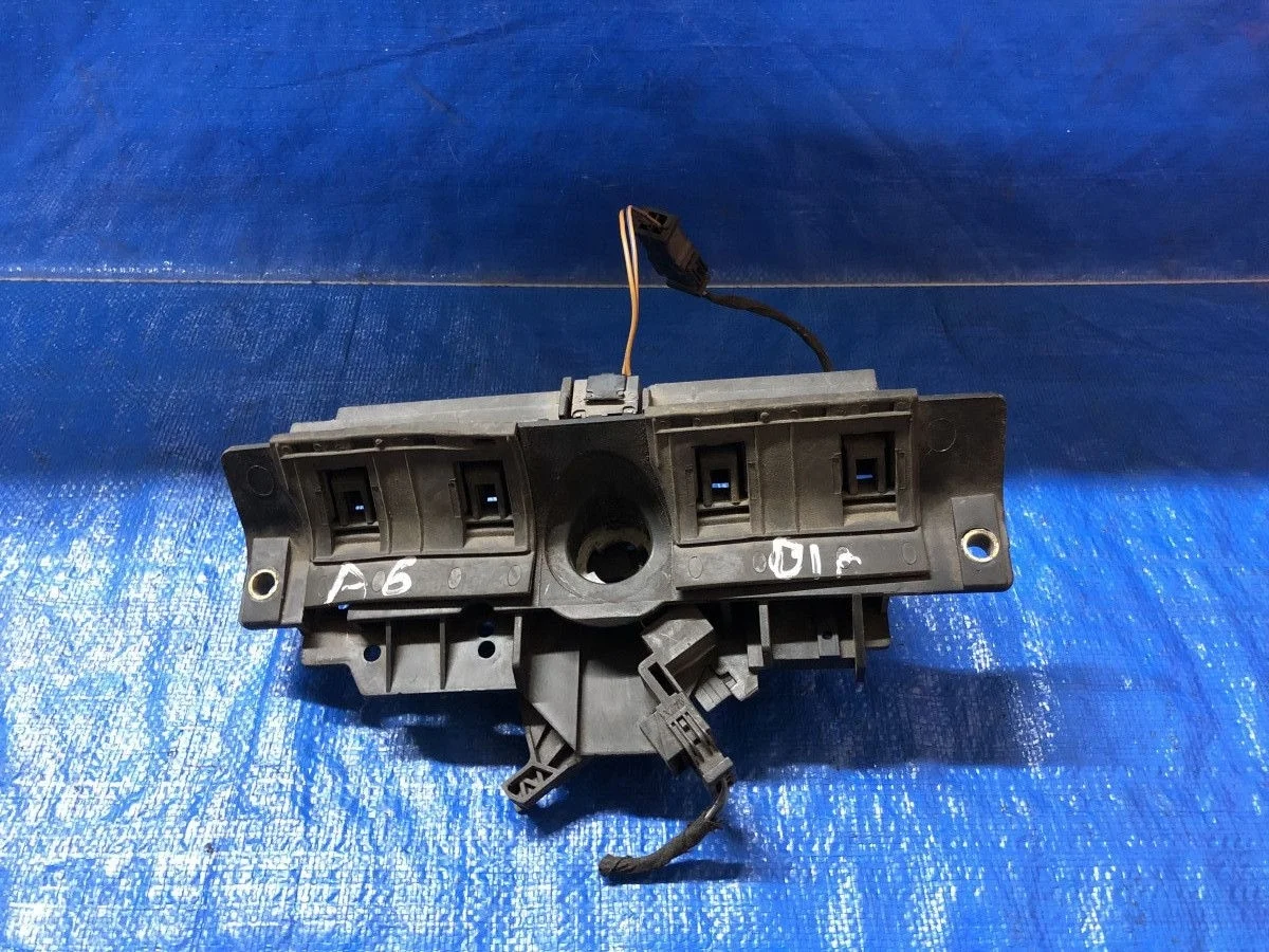 Ручка замка багажника Audi A6 C5 (1997—2001)