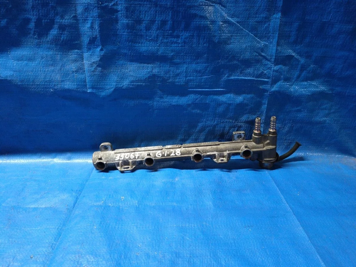 Рейка топливная (рампа) Volkswagen Golf Mk4 (1997—2006)