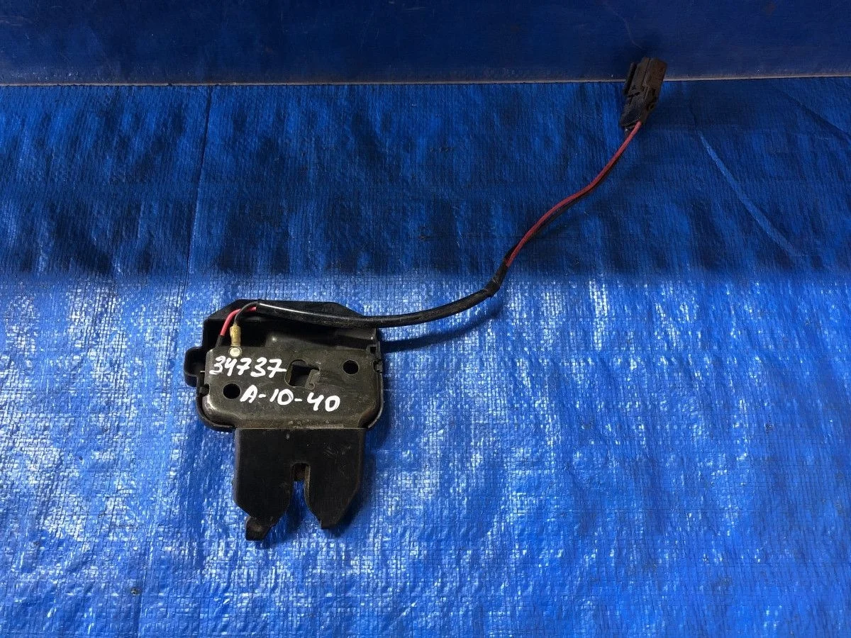 Замок багажника Nissan Primera P12 (2001—2008)