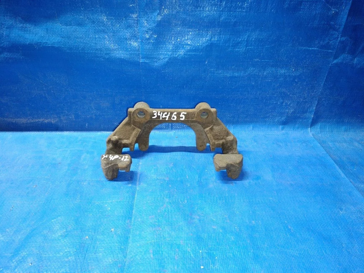 Скоба суппорта переднего Audi A6 C5 (1997—2001)