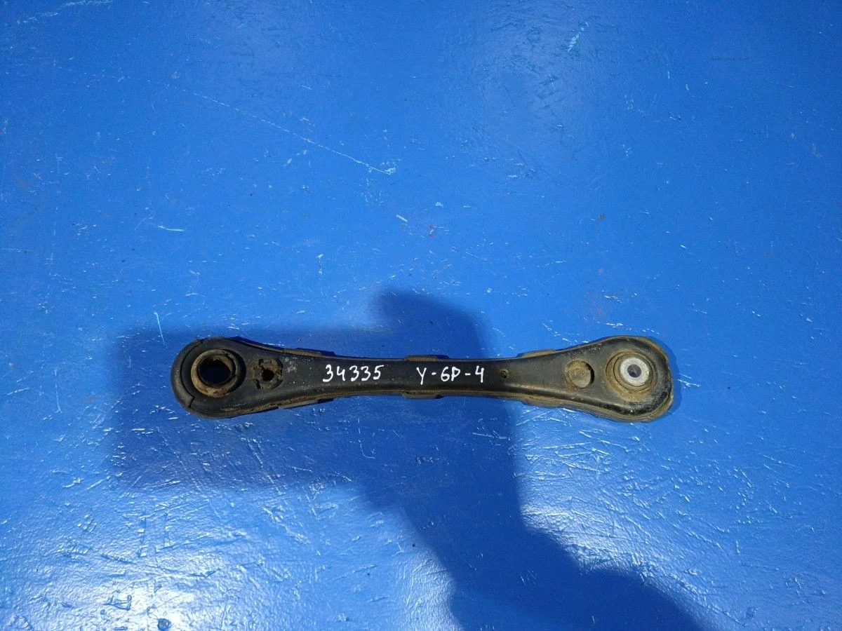 Рычаг задний L=R Audi A6 Allroad Quattro C6 (2006—2008)