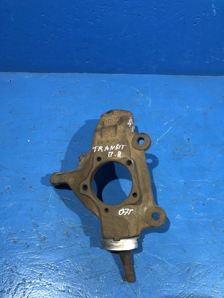 Кулак поворотный правый Ford Transit VII (2006—2014)