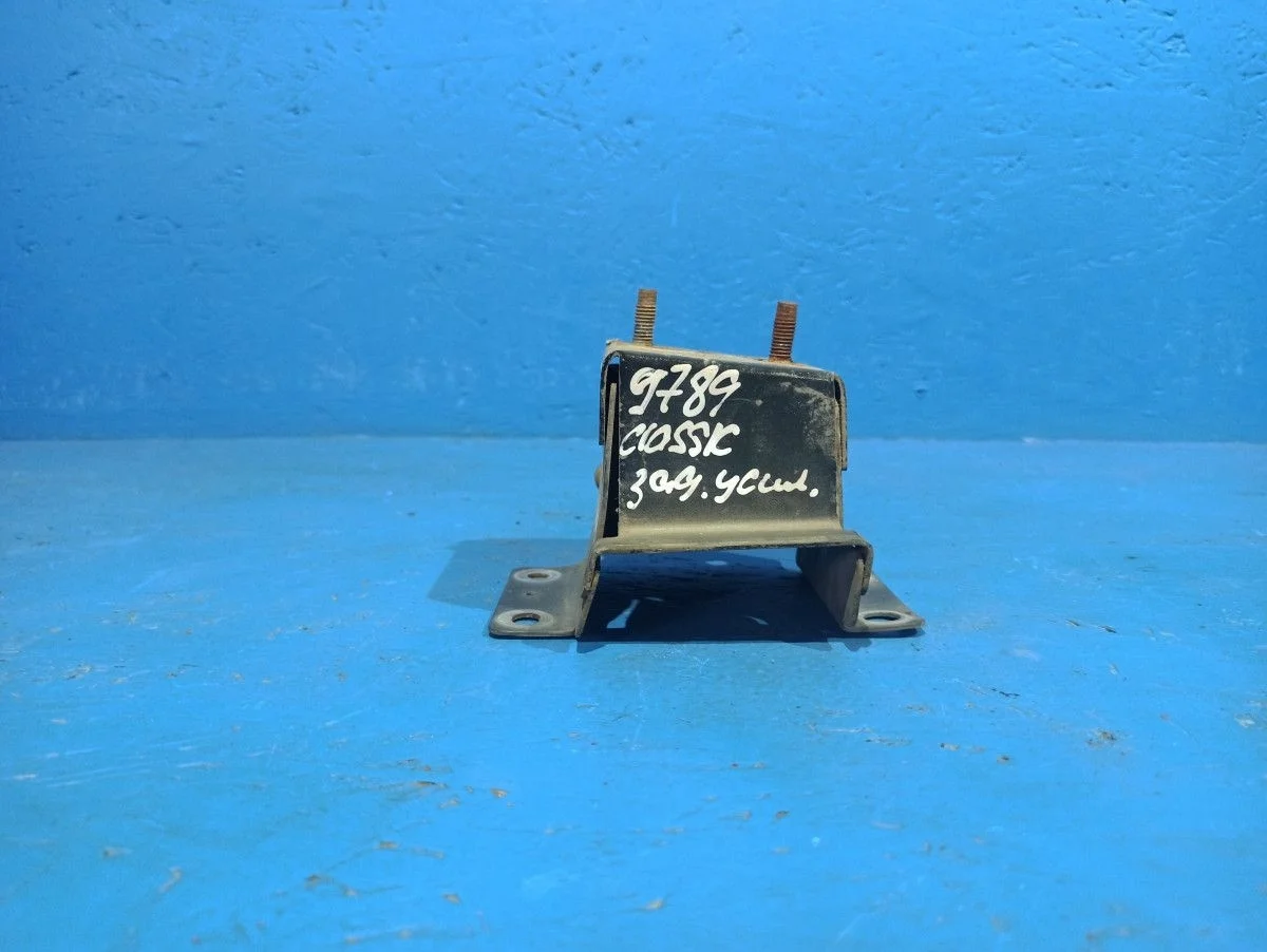 Кронштейн усилителя заднего бампера правый Nissan Almera Classic I (2006—2013)