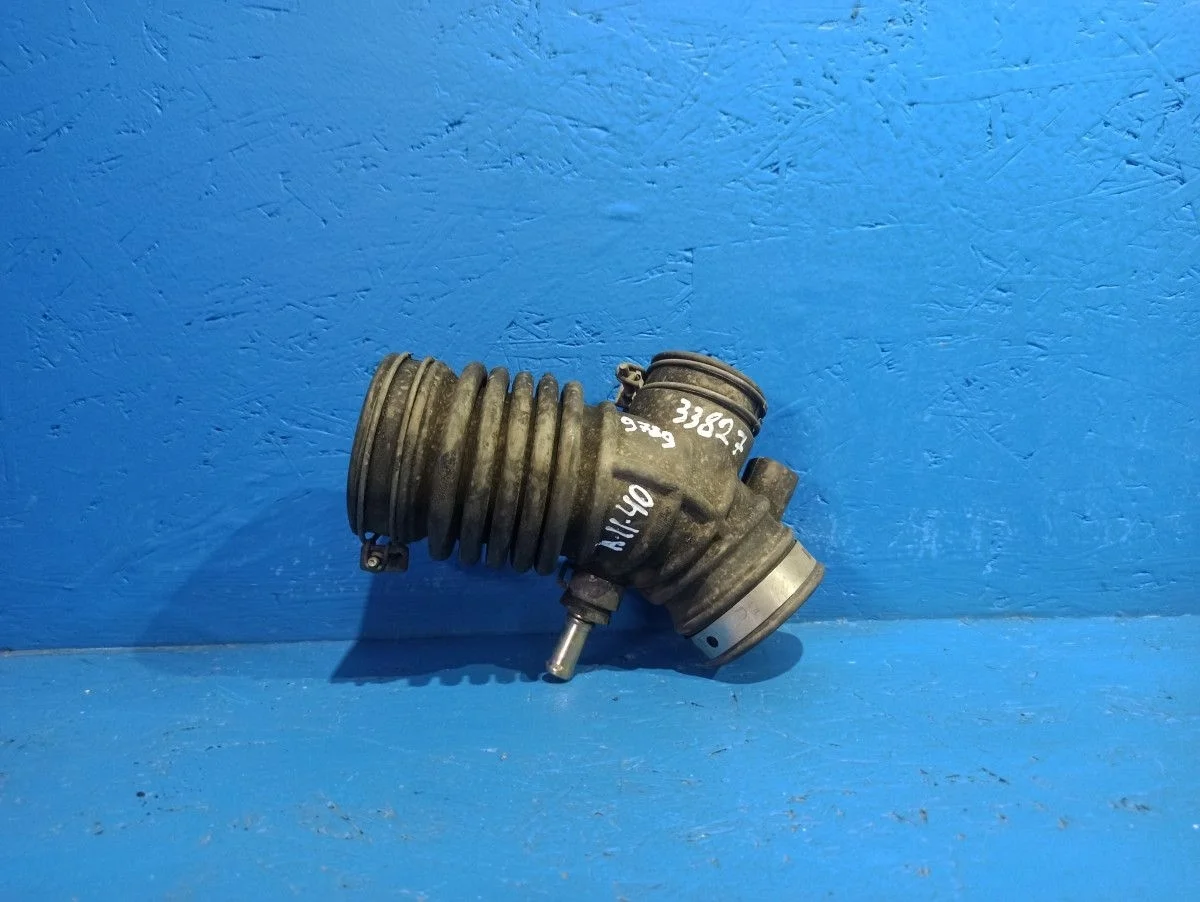 Патрубок воздушный Nissan Almera Classic I (2006—2013)