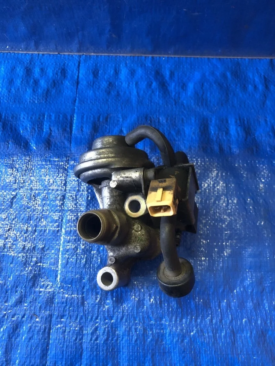 Клапан рециркуляции выхлопных газов (EGR) Mercedes-Benz E-класс W211/S211 (2002—2006)