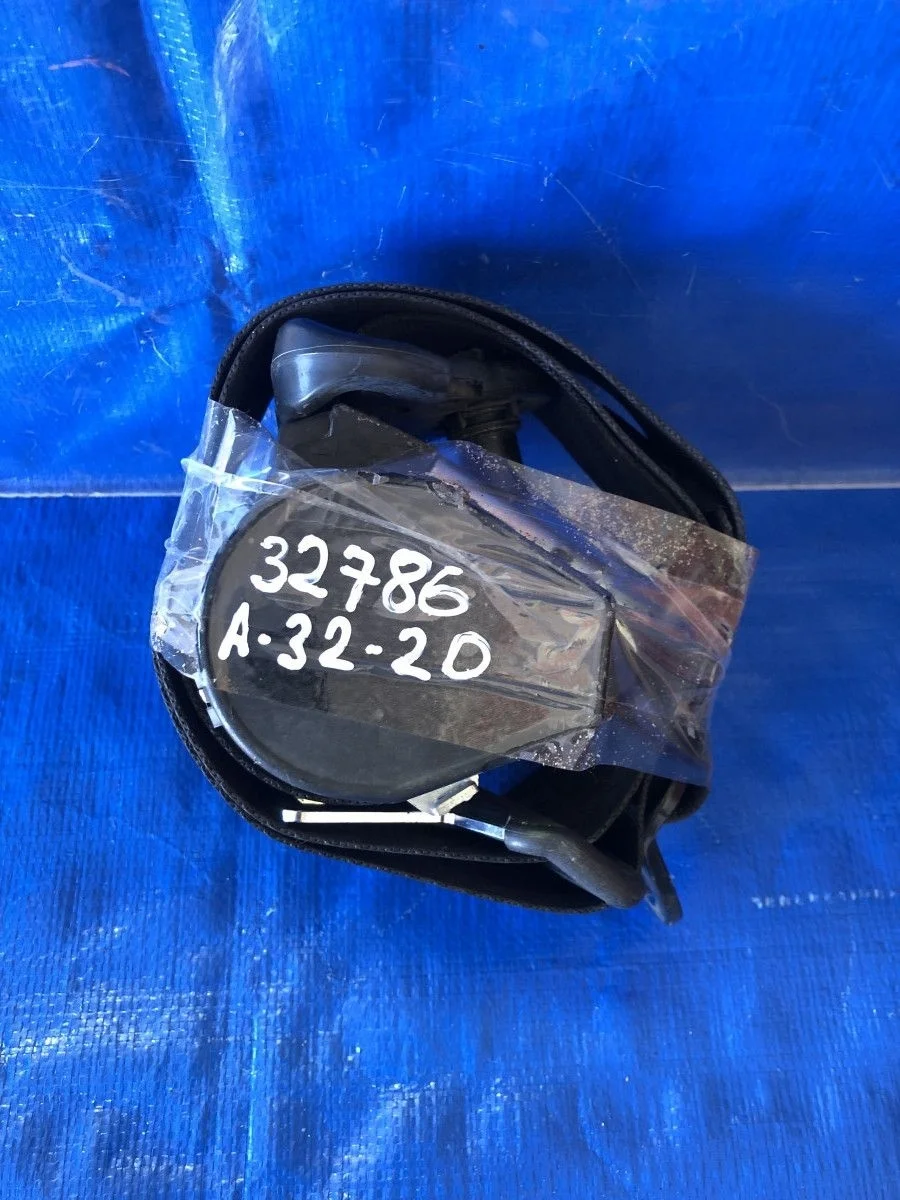 Ремень безопасности задний Renault Kangoo II (2007—2013)