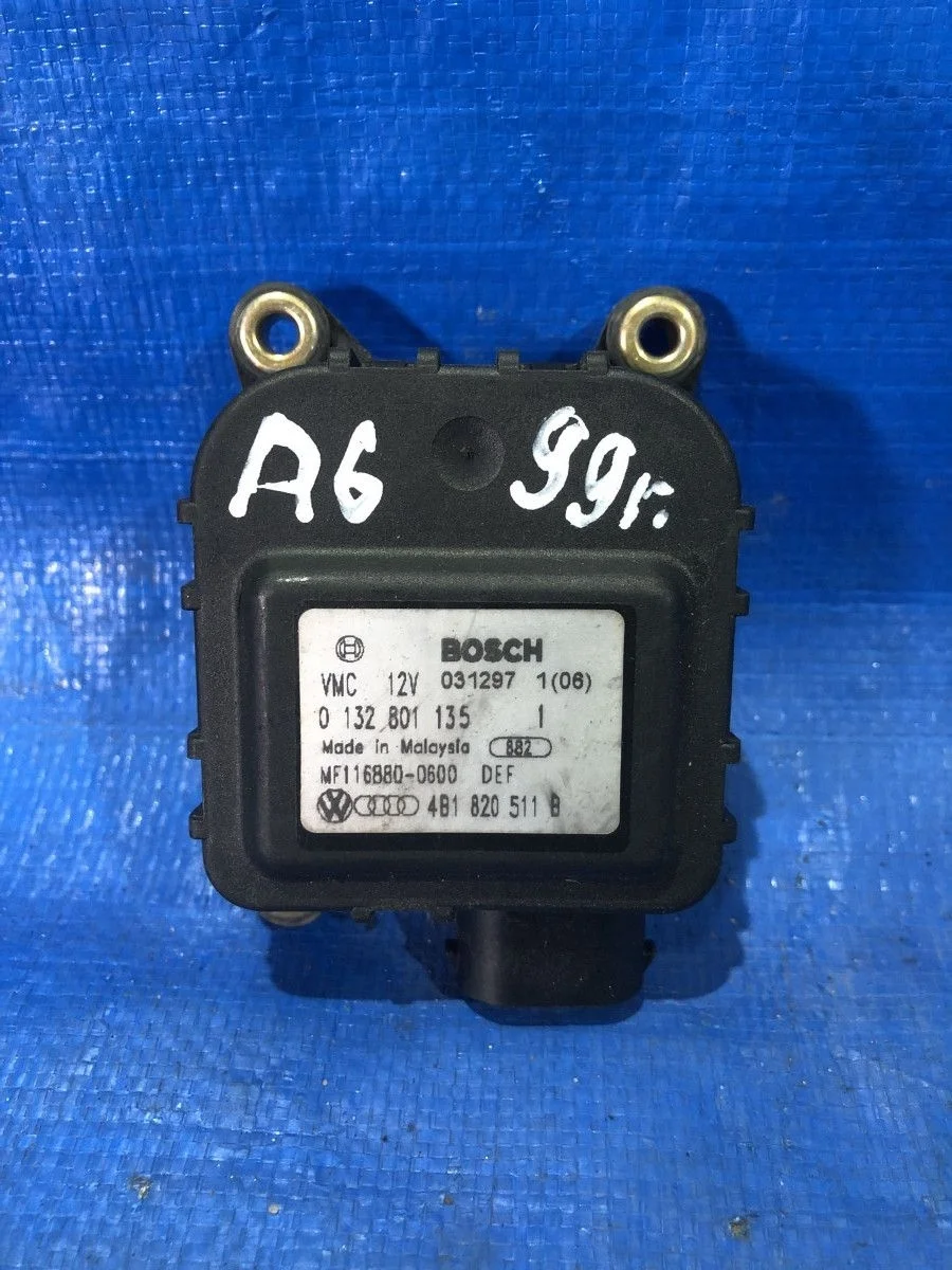 Электропривод заслонки отопителя Audi A6 C5 (1997—2001)