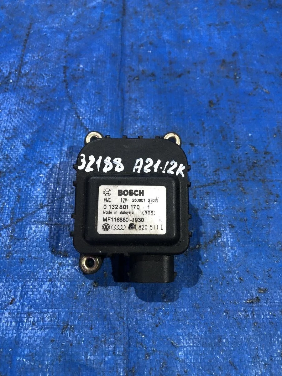 Электропривод заслонки отопителя Audi A6 C5 (1997—2001)