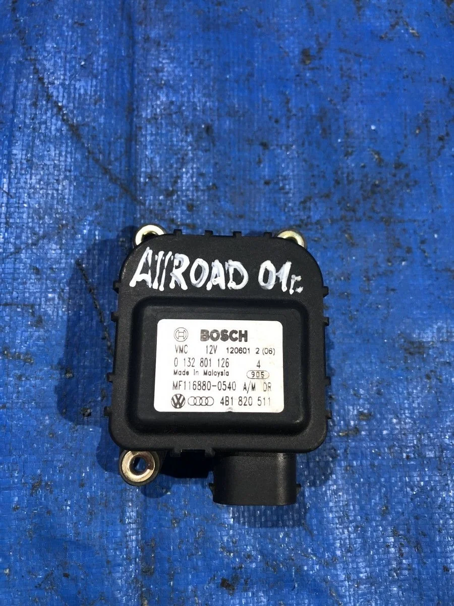 Электропривод заслонки отопителя Audi A6 C5 (1997—2001)