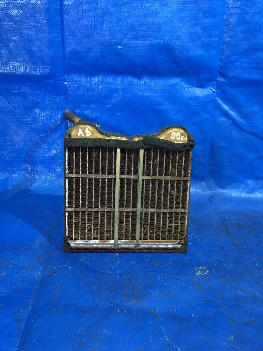 Радиатор отопителя (печки) Audi A8 D2 рестайлинг (1999—2002)