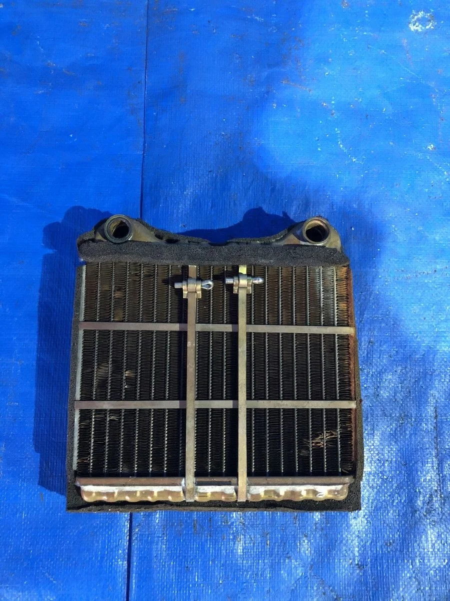 Радиатор отопителя (печки) Audi A8 D2 (1994—1999)