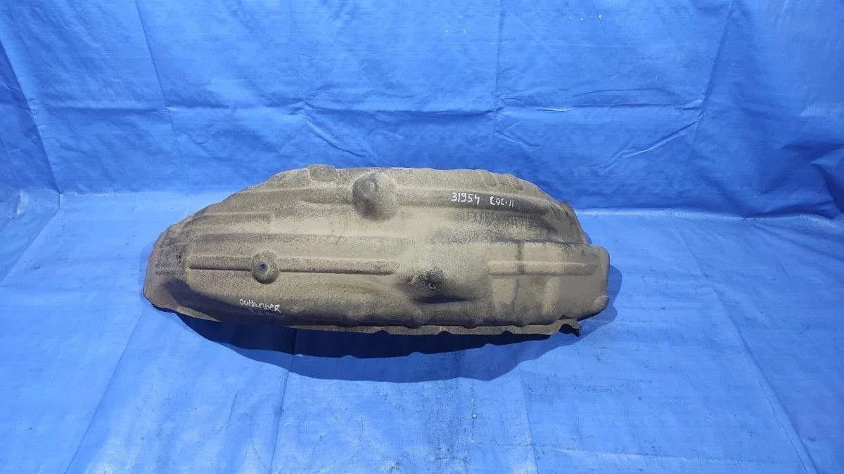 Подкрылок (локер) задний левый Mitsubishi Outlander III рестайлинг 3 (2018—2025)