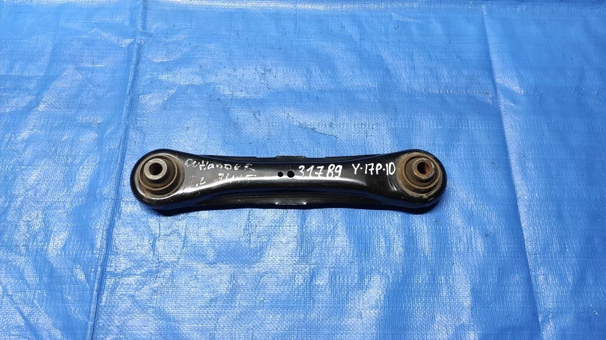 Рычаг задний правый Mitsubishi Outlander III рестайлинг 3 (2018—2025)