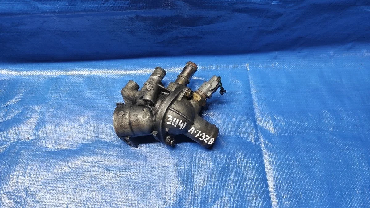 Корпус термостата Honda CR-V I (1995—1999)