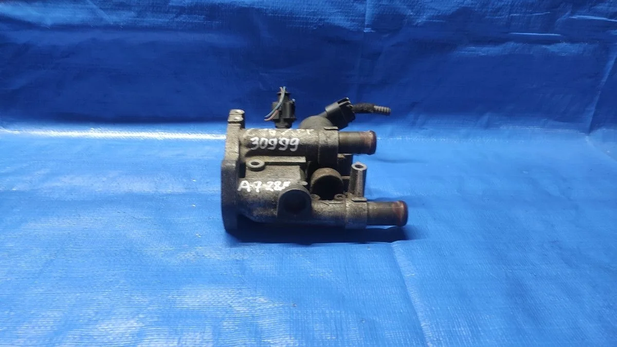 Корпус термостата Opel Vectra C рестайлинг (2005—2008)