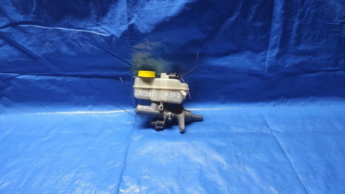 Цилиндр тормозной главный Volkswagen Polo V (2009—2015)